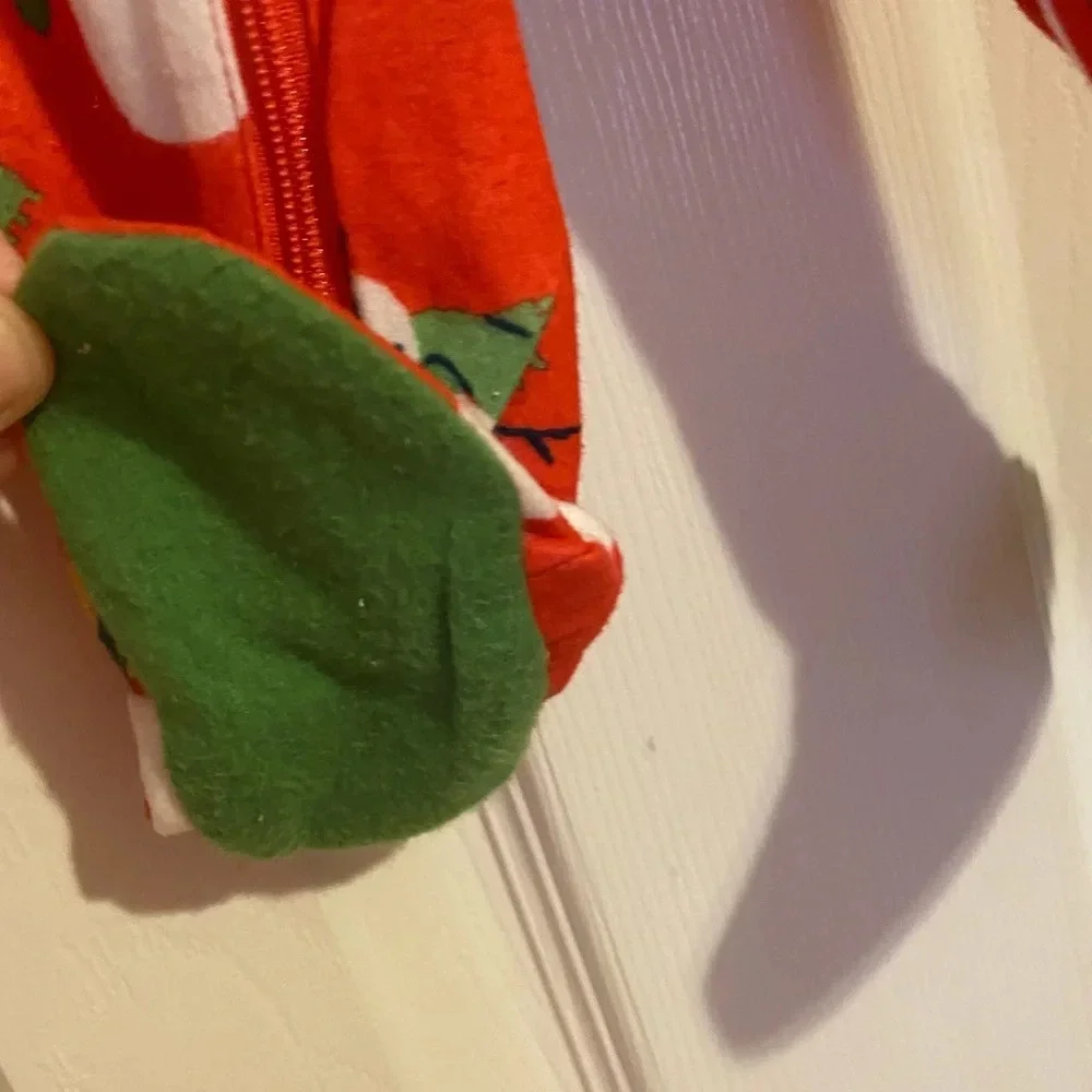 NWT Munki Munki Holiday Pajamas